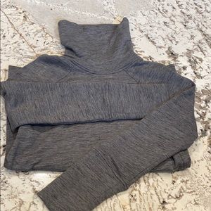 lululemon athletica Sweaters - Lululemon sweatshirt lululemon athletica Sweaters - Lululemon sweatshirt